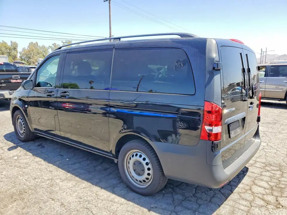 2023 MERCEDES-BENZ METRIS   