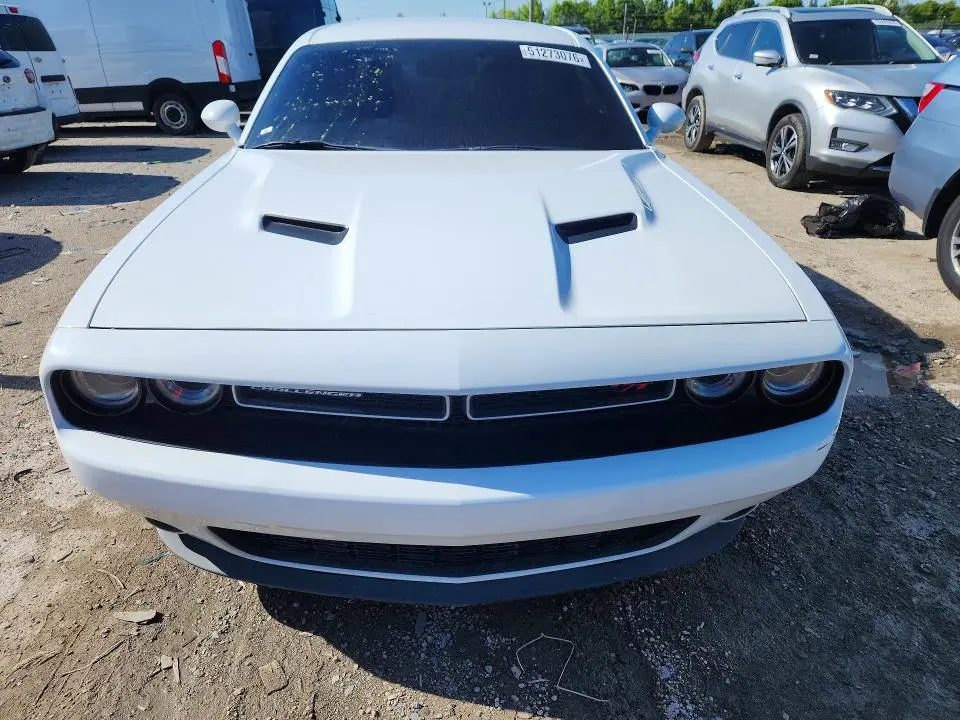 2015 DODGE CHALLENGER SXT  