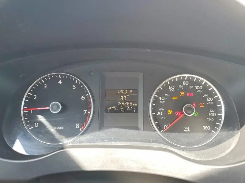 2013 VOLKSWAGEN JETTA SE  