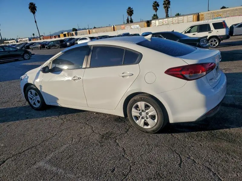 2017 KIA FORTE LX  