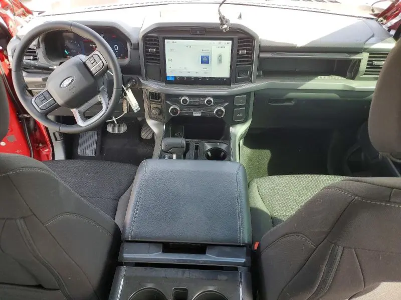 2025 FORD F150 XLT  