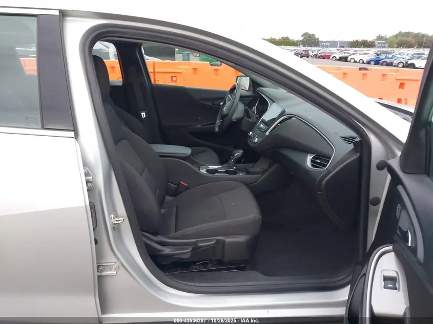 2021 CHEVROLET MALIBU FWD 1FL