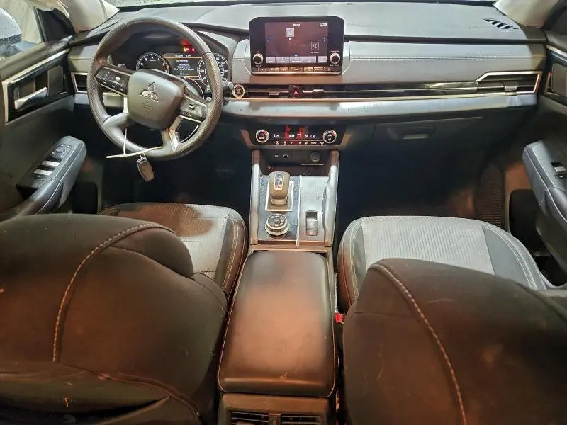 2022 MITSUBISHI OUTLANDER ES  