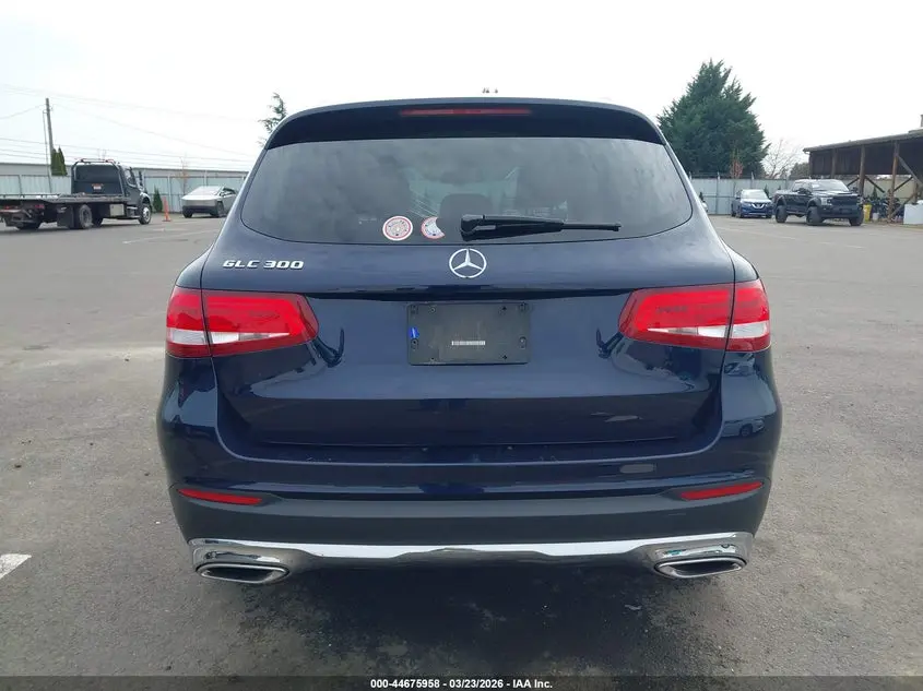2019 MERCEDES-BENZ GLC 300  