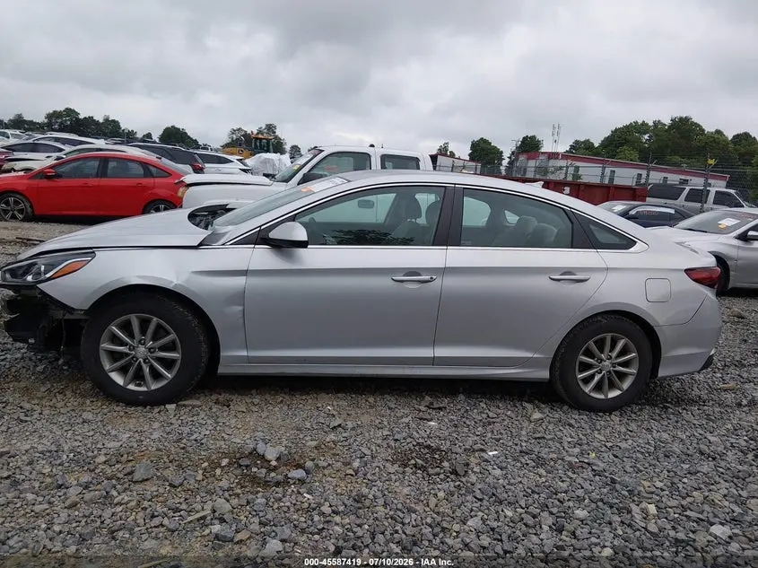 2019 HYUNDAI SONATA SE