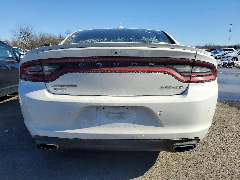 2016 DODGE CHARGER SXT  