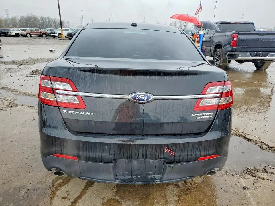 2013 FORD TAURUS LIMITED  