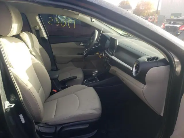 2021 KIA FORTE FE  
