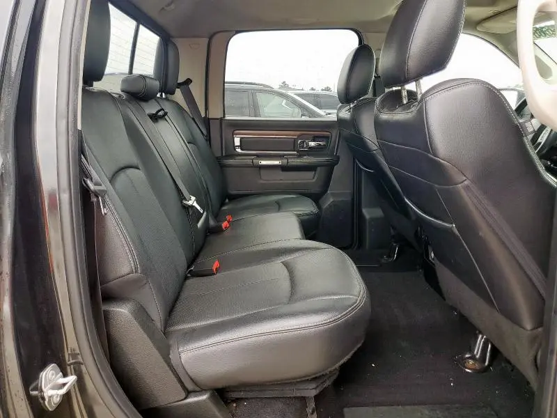 2018 RAM 1500 LARAMIE  