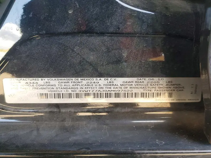 2010 VOLKSWAGEN JETTA   