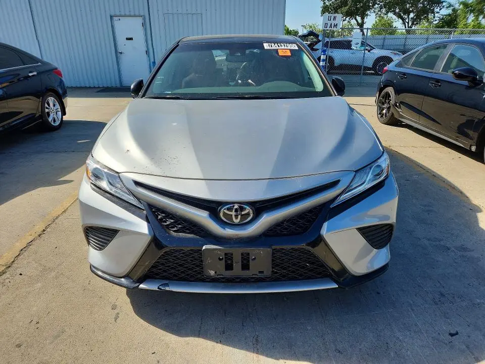 2020 TOYOTA CAMRY XSE  