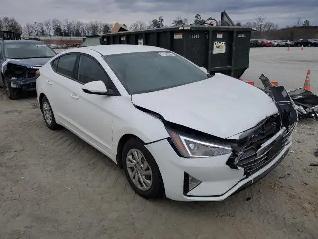 2019 HYUNDAI ELANTRA SE