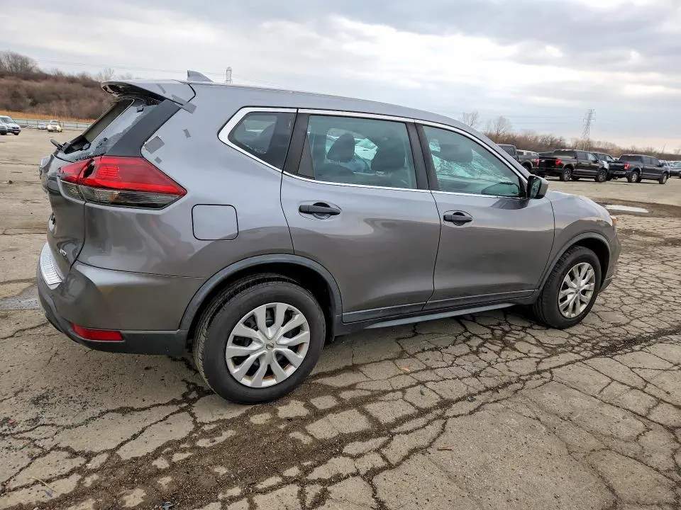 2018 NISSAN ROGUE S  