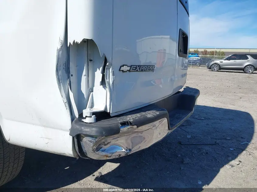 2012 CHEVROLET EXPRESS 3500 LT