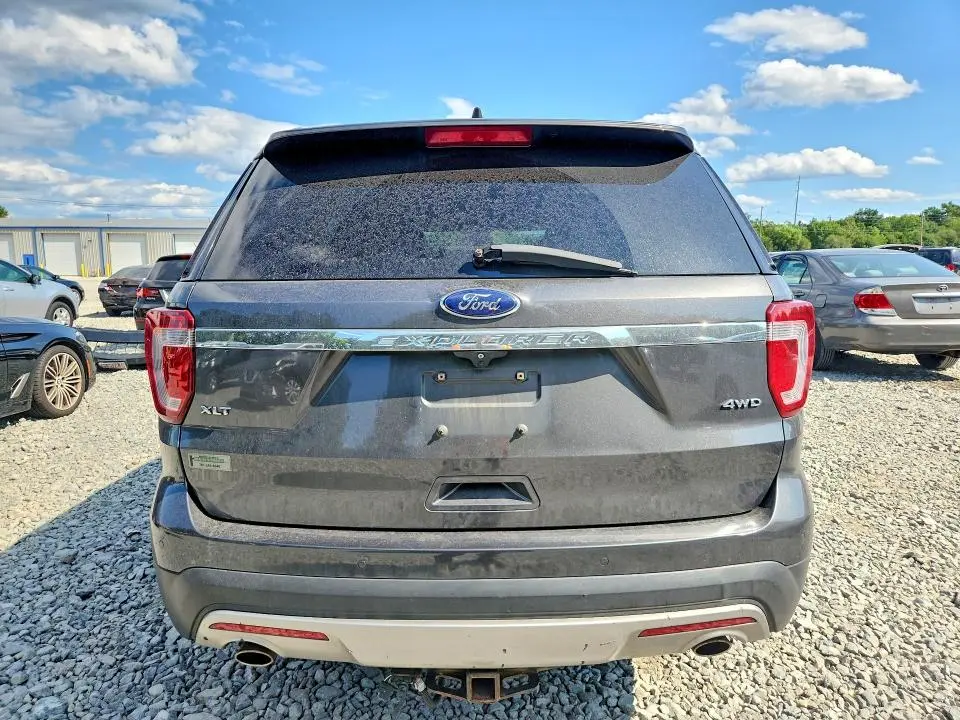 2016 FORD EXPLORER XLT  