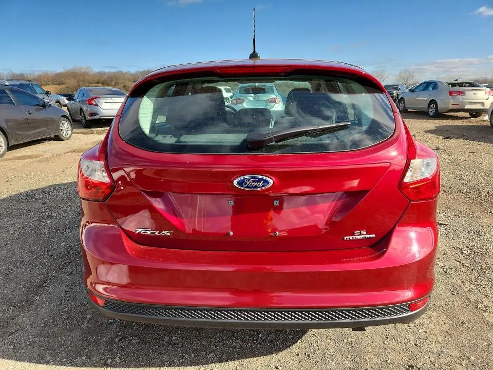 2014 FORD FOCUS SE  
