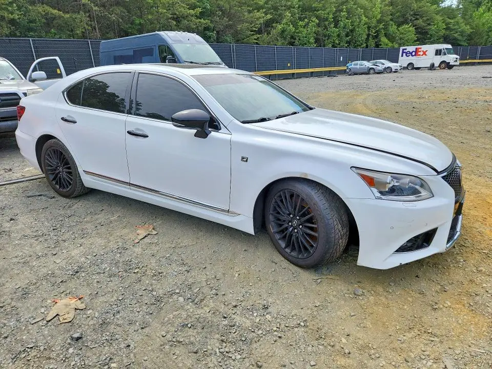 2015 LEXUS LS 460  