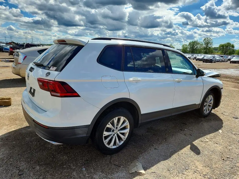 2019 VOLKSWAGEN TIGUAN S  