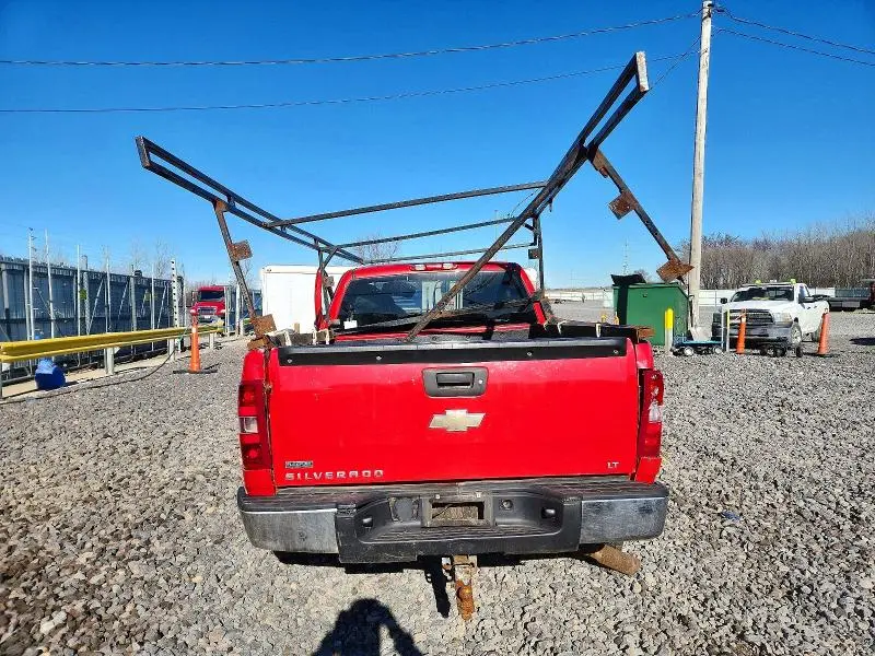 2011 CHEVROLET SILVERADO K1500 LT  