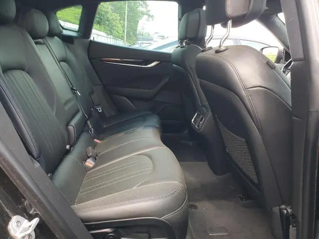2020 MASERATI LEVANTE S  