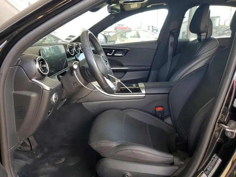 2024 MERCEDES-BENZ C 300  