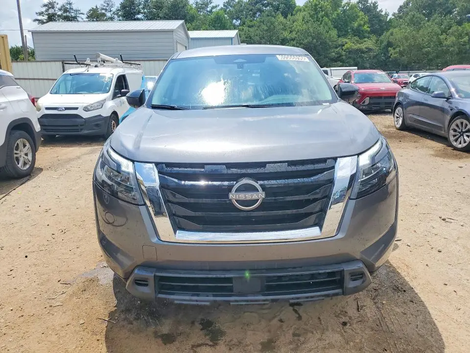 2025 NISSAN PATHFINDER S  