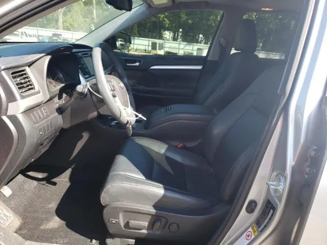 2016 TOYOTA HIGHLANDER XLE  