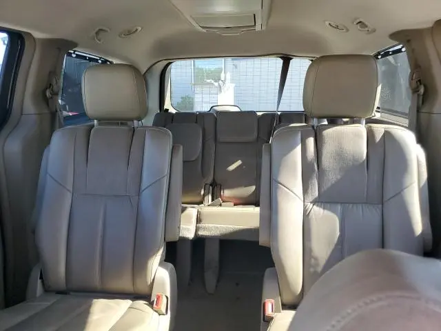 2011 CHRYSLER TOWN & COUNTRY LIMITED  