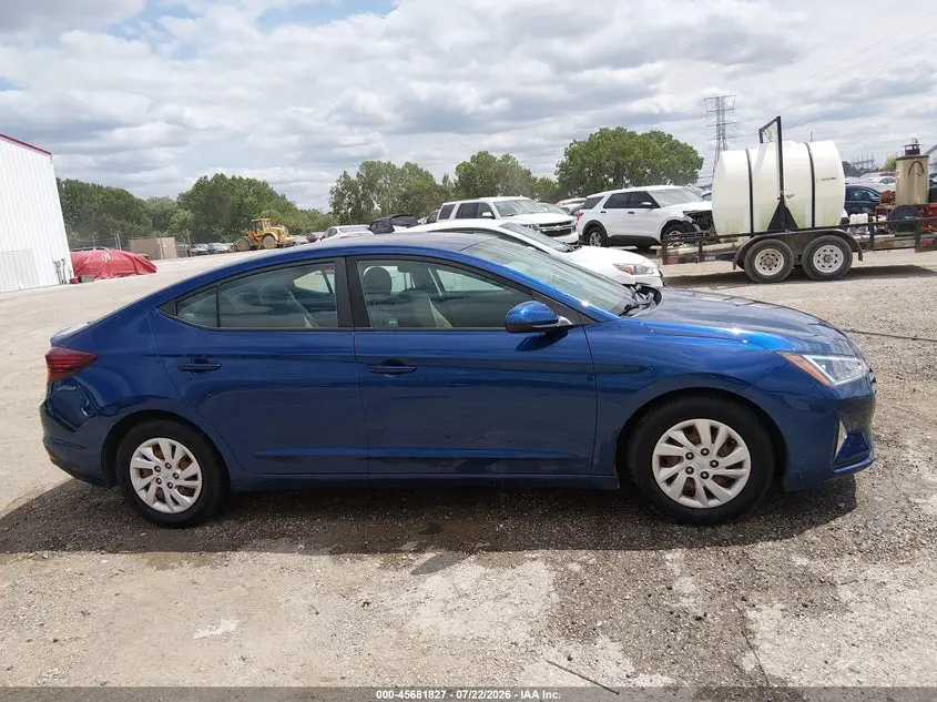 2019 HYUNDAI ELANTRA SE