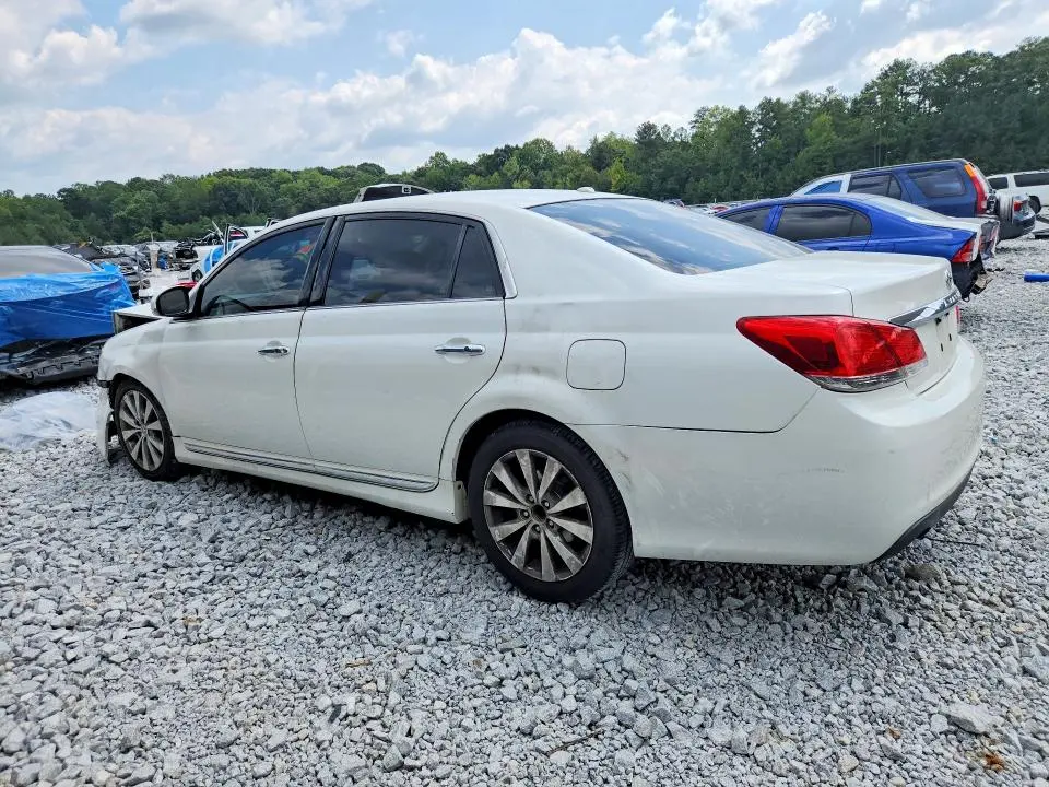 2011 TOYOTA AVALON LIMITED  
