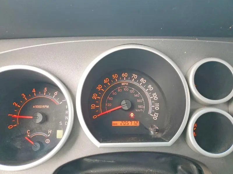 2011 TOYOTA TUNDRA GRADE  