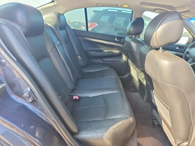 2010 INFINITI G37   