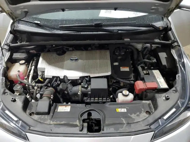 2020 TOYOTA PRIUS LE  