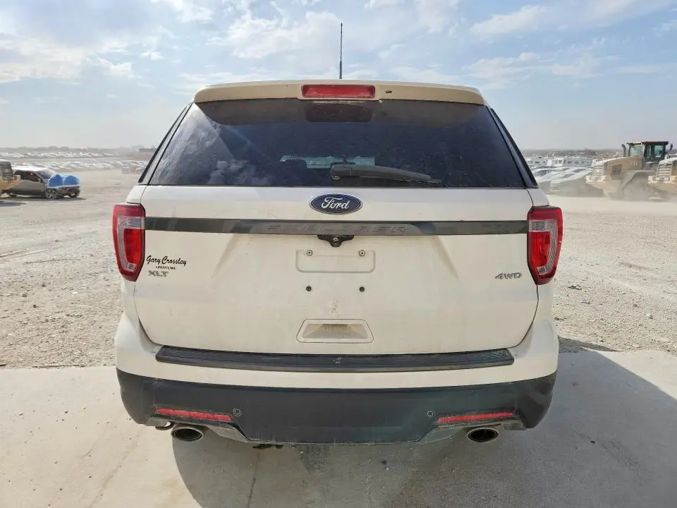 2018 FORD EXPLORER XLT  