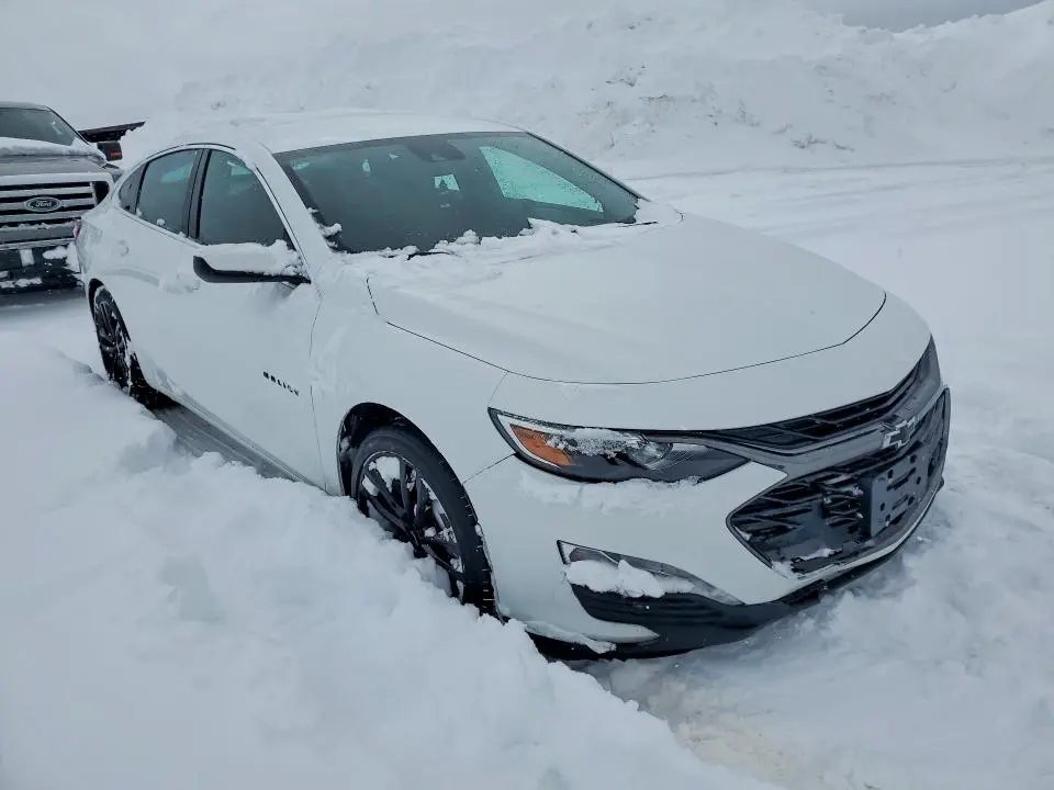 2024 CHEVROLET MALIBU LT  