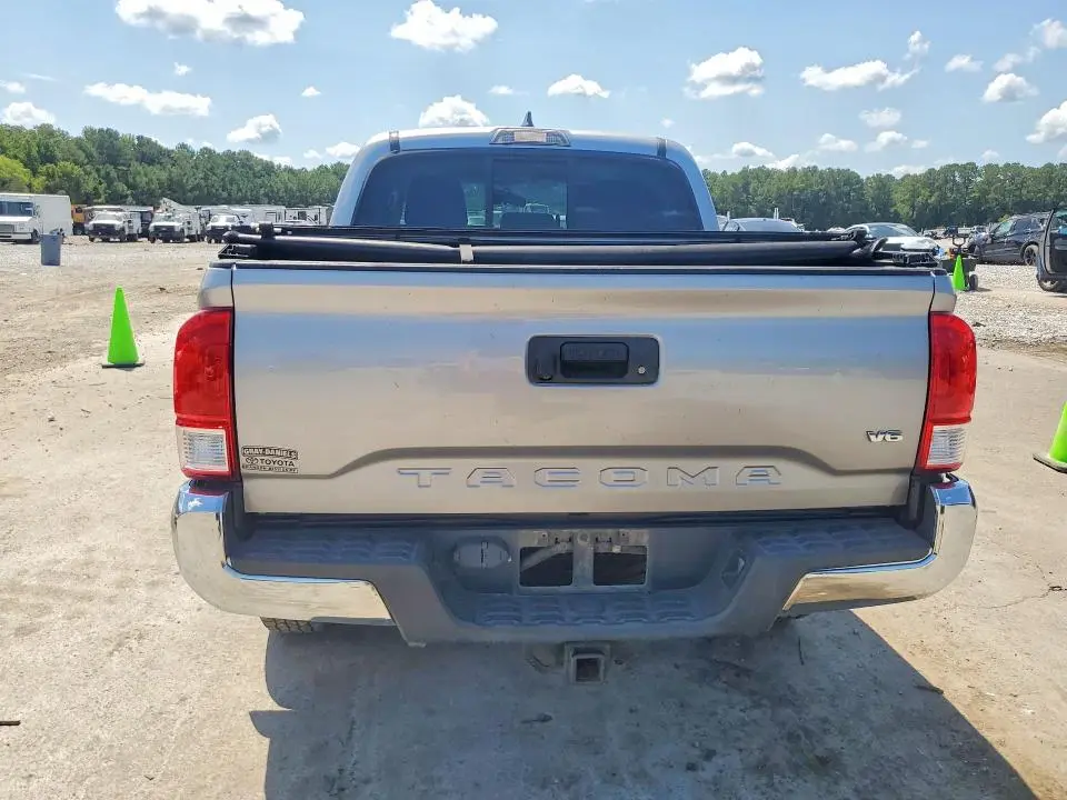 2016 TOYOTA TACOMA SR5 V6  