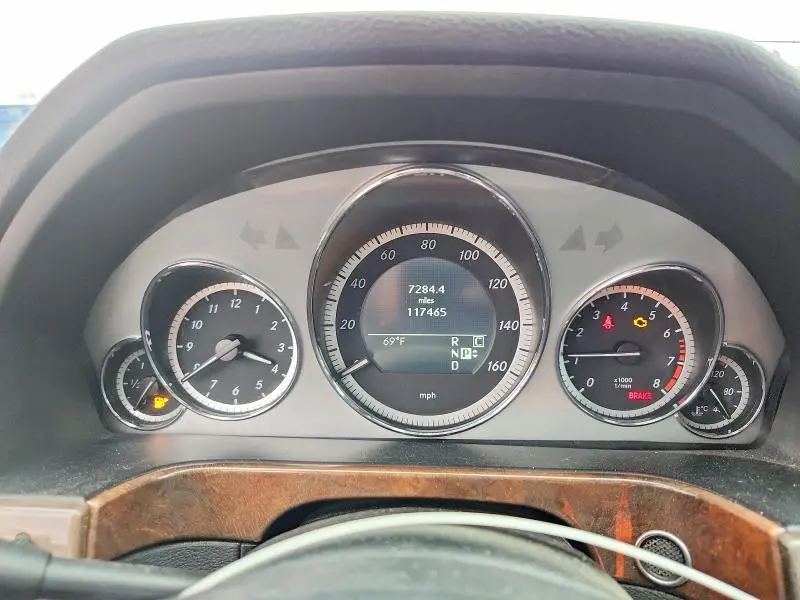 2010 MERCEDES-BENZ E 350  