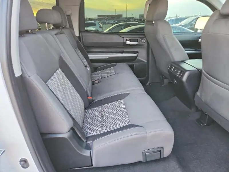 2021 TOYOTA TUNDRA CREWMAX SR5  