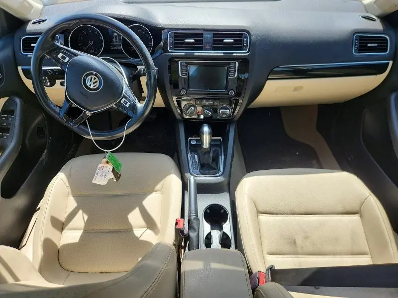 2016 VOLKSWAGEN JETTA SEL  