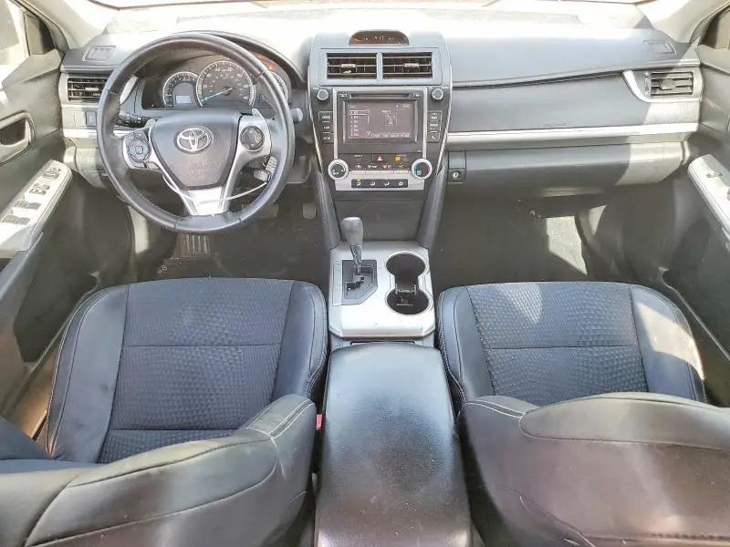 2014 TOYOTA CAMRY SE  
