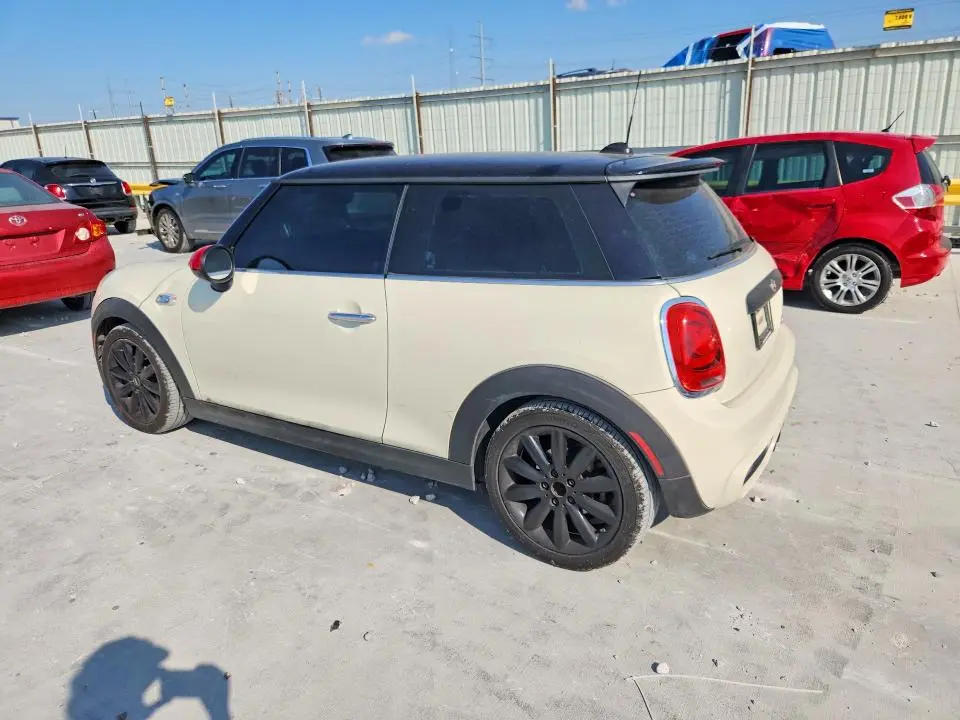 2015 MINI COOPER S  