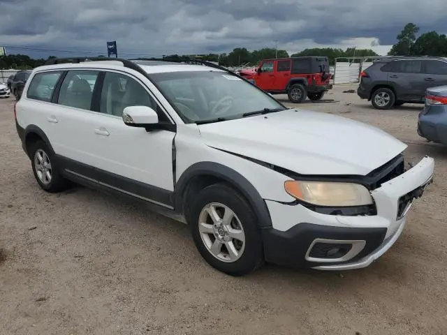 2011 VOLVO XC70 3.2  