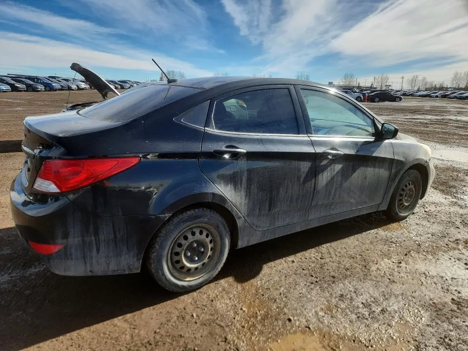 2012 HYUNDAI ACCENT GLS  