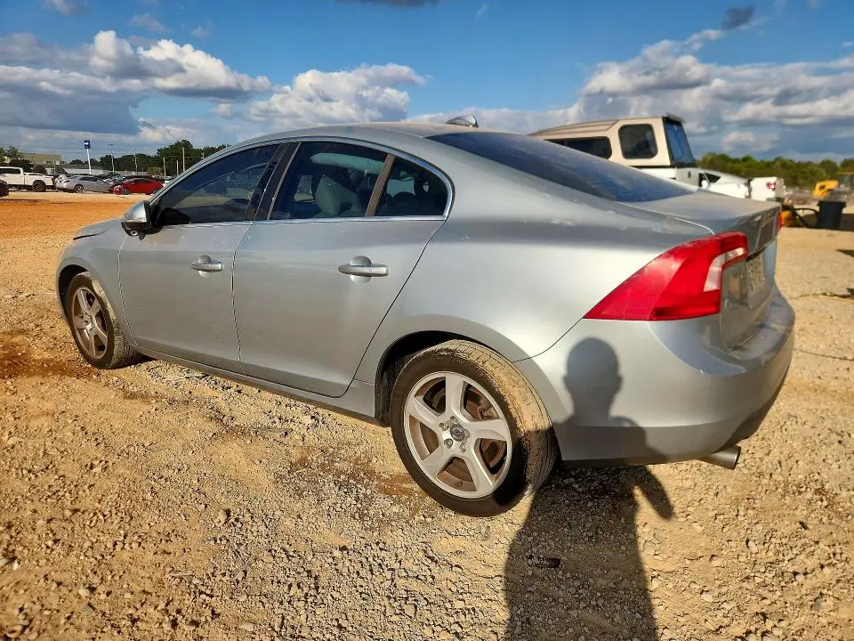 2013 VOLVO S60 T5  