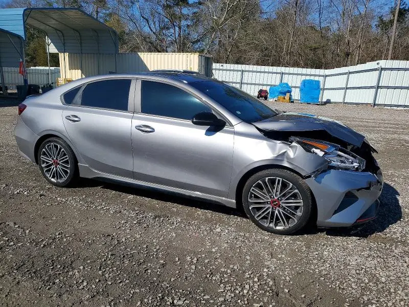 2024 KIA FORTE GT  