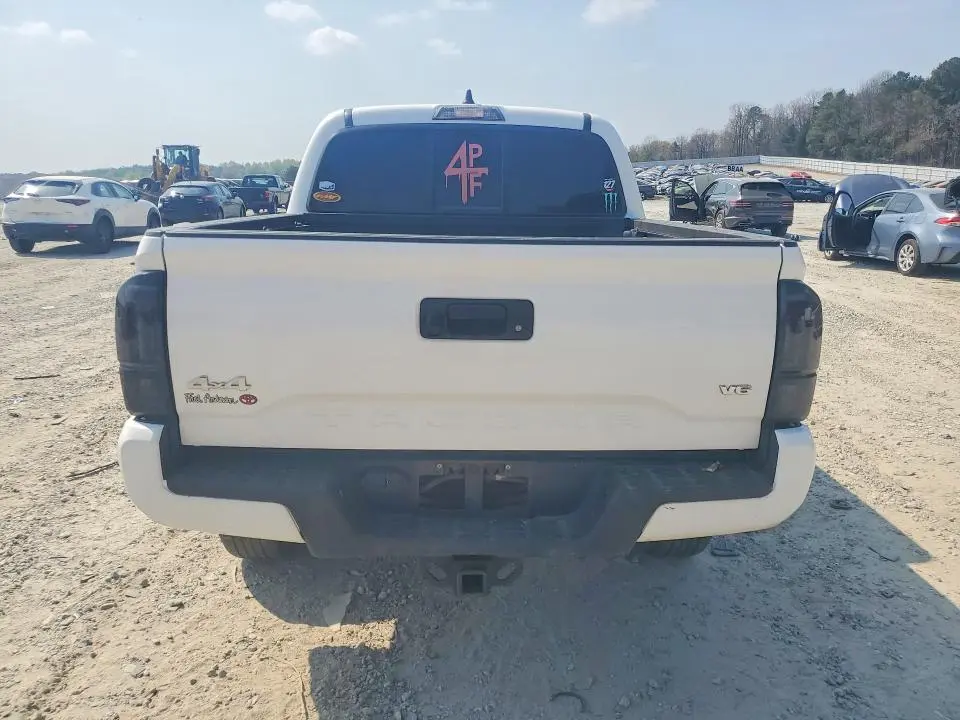 2023 TOYOTA TACOMA SR V6  