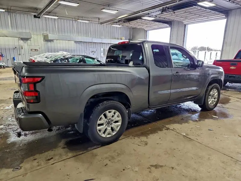 2022 NISSAN FRONTIER S  