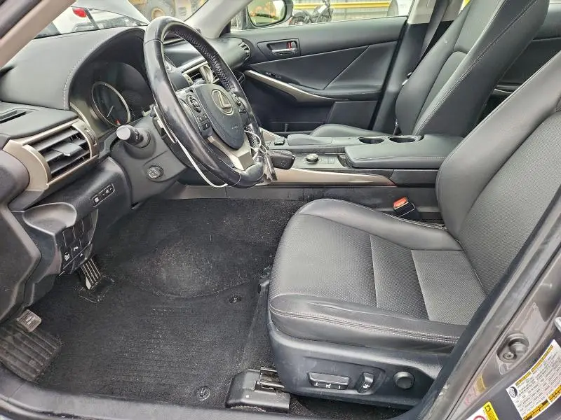 2016 LEXUS IS 300  