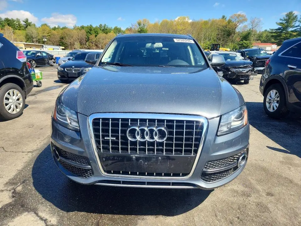 2011 AUDI Q5 PREMIUM PLUS  