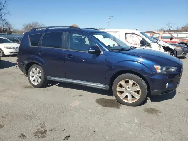 2010 MITSUBISHI OUTLANDER SE  